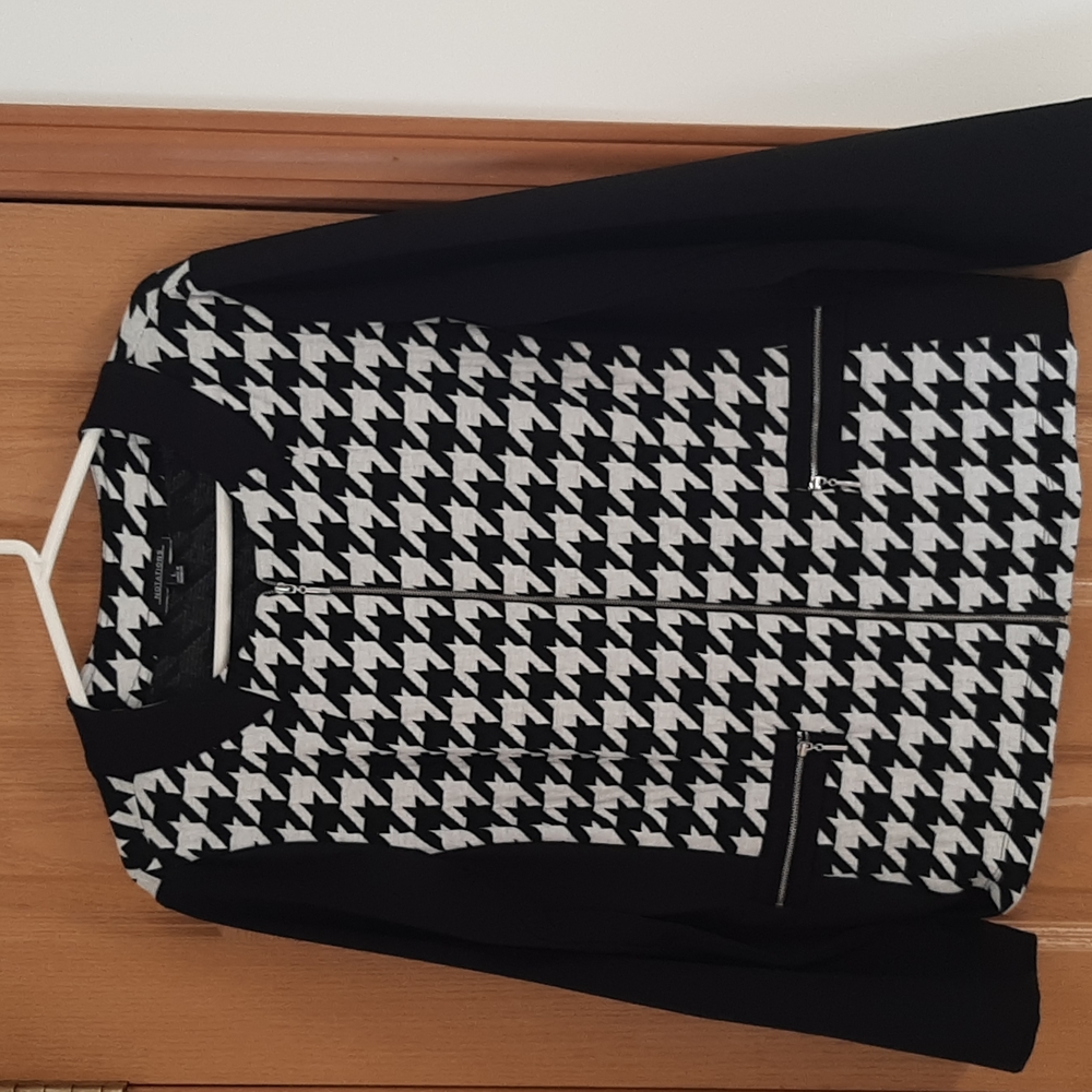 Womens Size L top